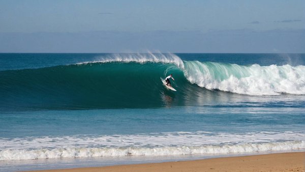 Top 5 des spots de surf à ne pas manquer en Bretagne